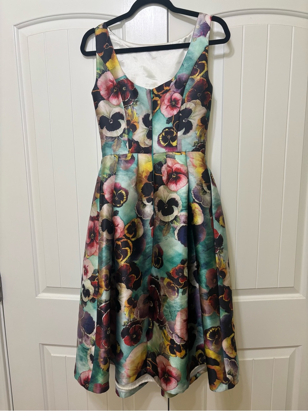 Chi Chi London Alyssa floral pansy dress sz 8 | garden wedding cocktail midi 50s - Picture 5 of 15